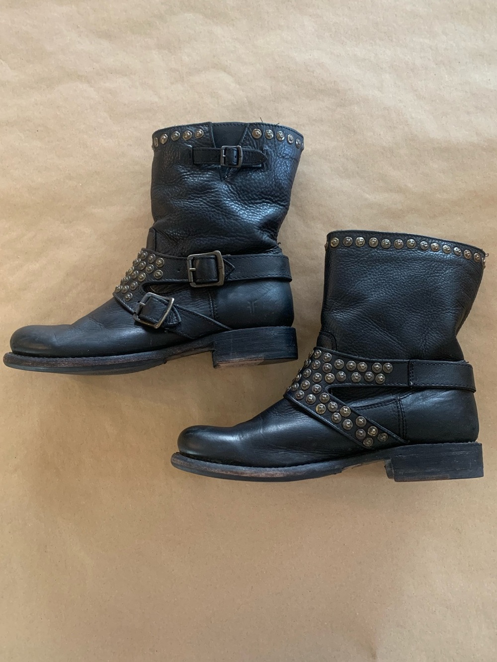Frye Black Leather Buckle Studded Moto Boots Size 9.5 - Picture 5 of 15